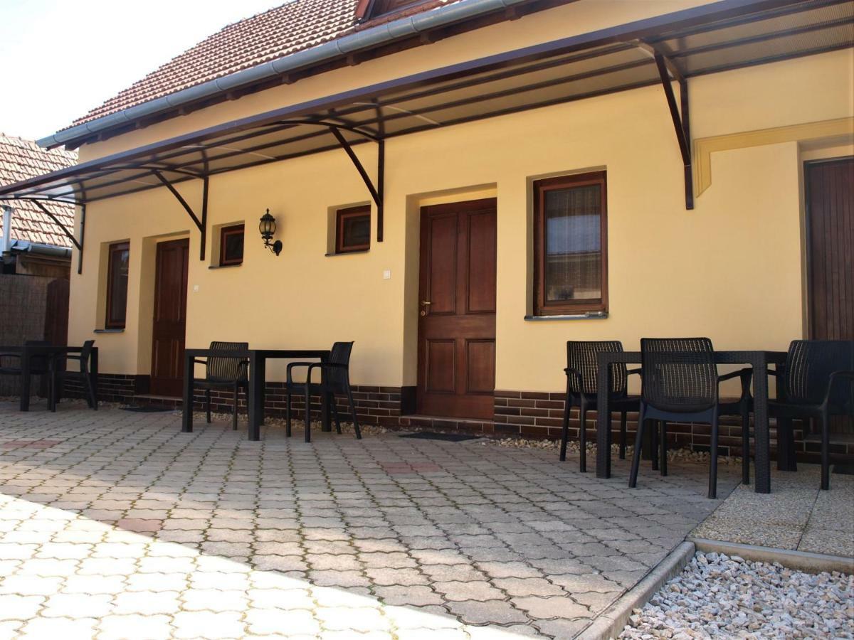 Apartmany Judita Kissova Veľký Meder Exterior foto
